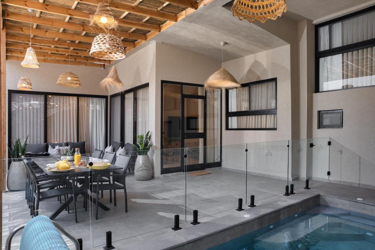 Diamond In The Desert- For Families Villa *